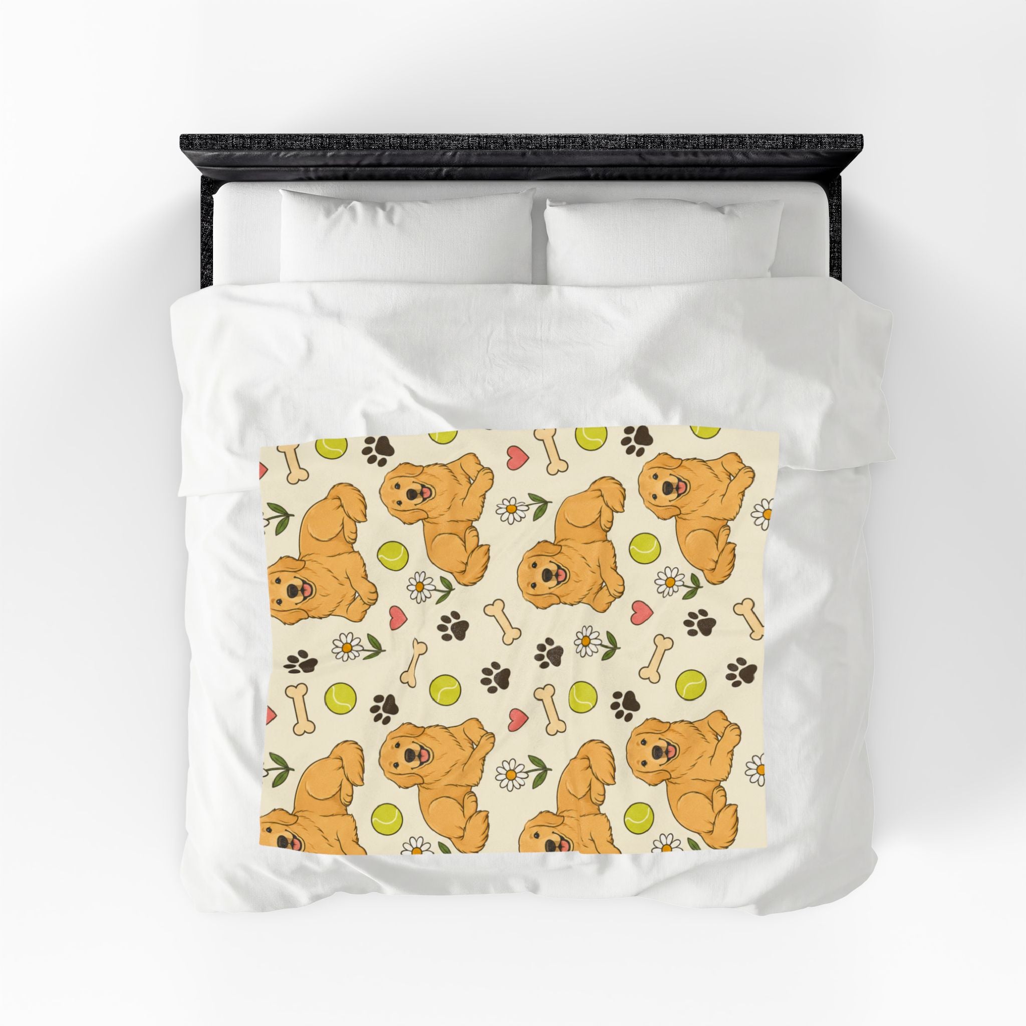 Golden Retriever Pattern Velveteen Plush Blanket — Cute Dog, Paw & Toy Design