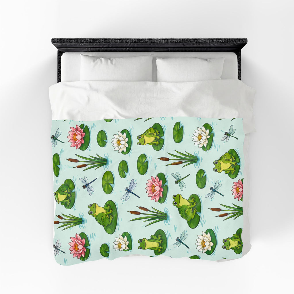 Frog Pond Velveteen Plush Blanket — Cute Lily Pad & Dragonfly Throw