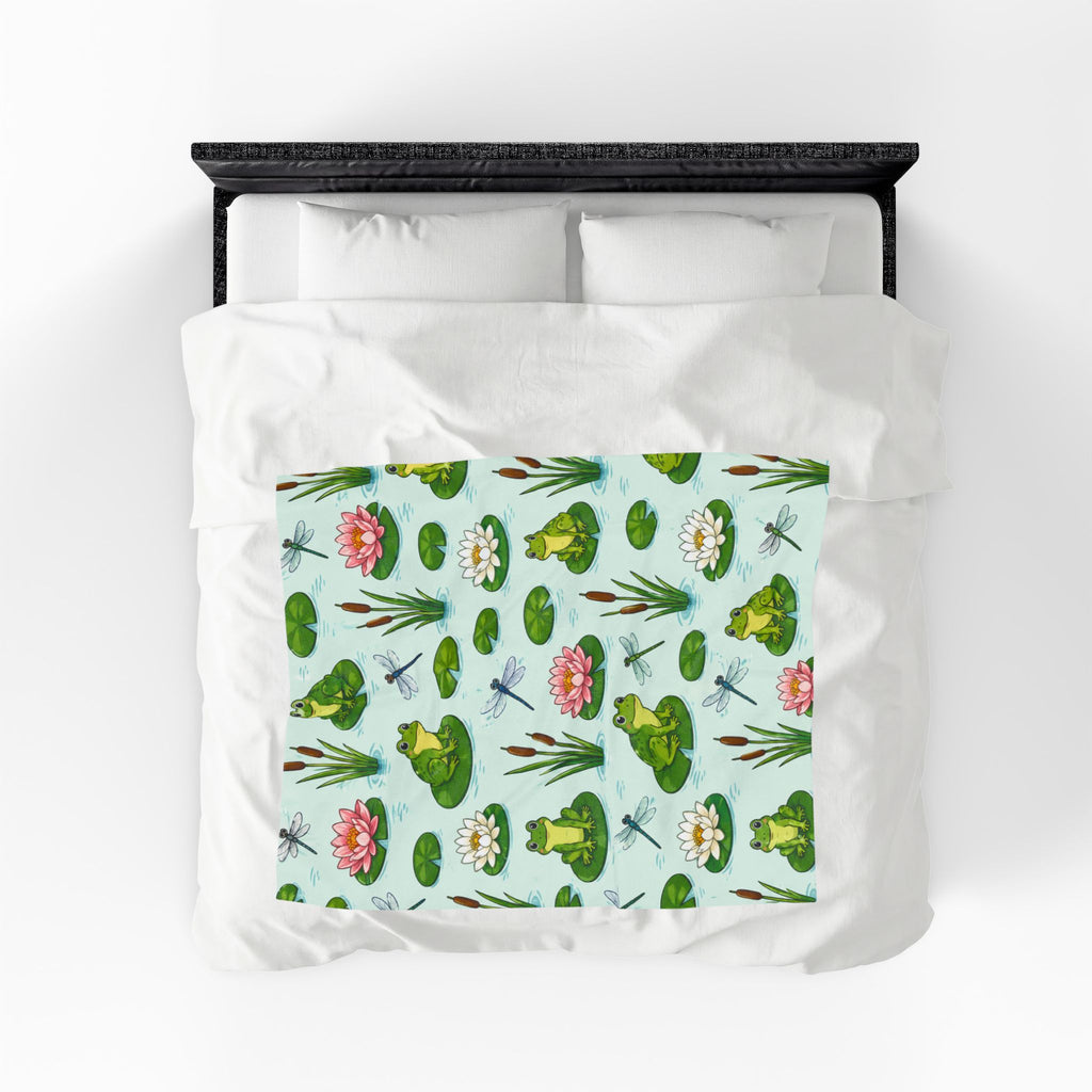Frog Pond Velveteen Plush Blanket — Cute Lily Pad & Dragonfly Throw