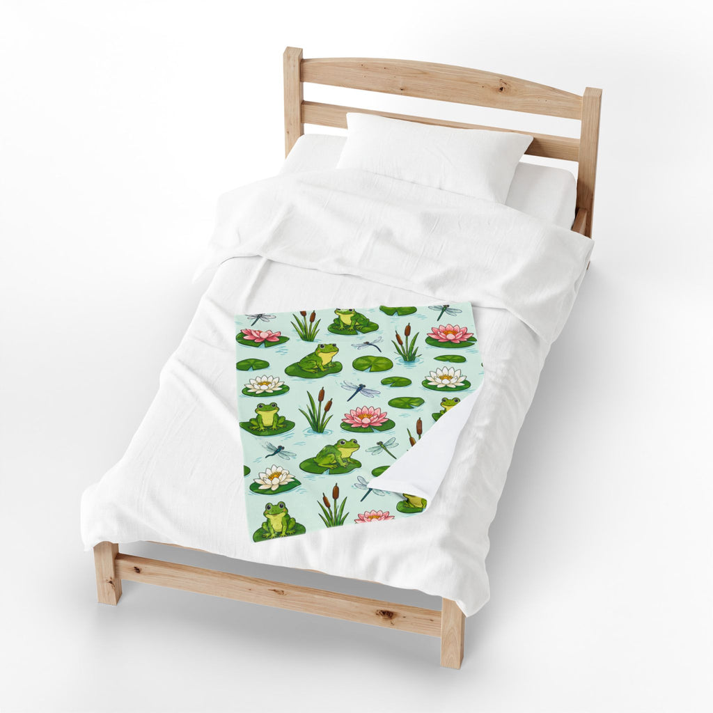 Frog Pond Velveteen Plush Blanket — Cute Lily Pad & Dragonfly Throw
