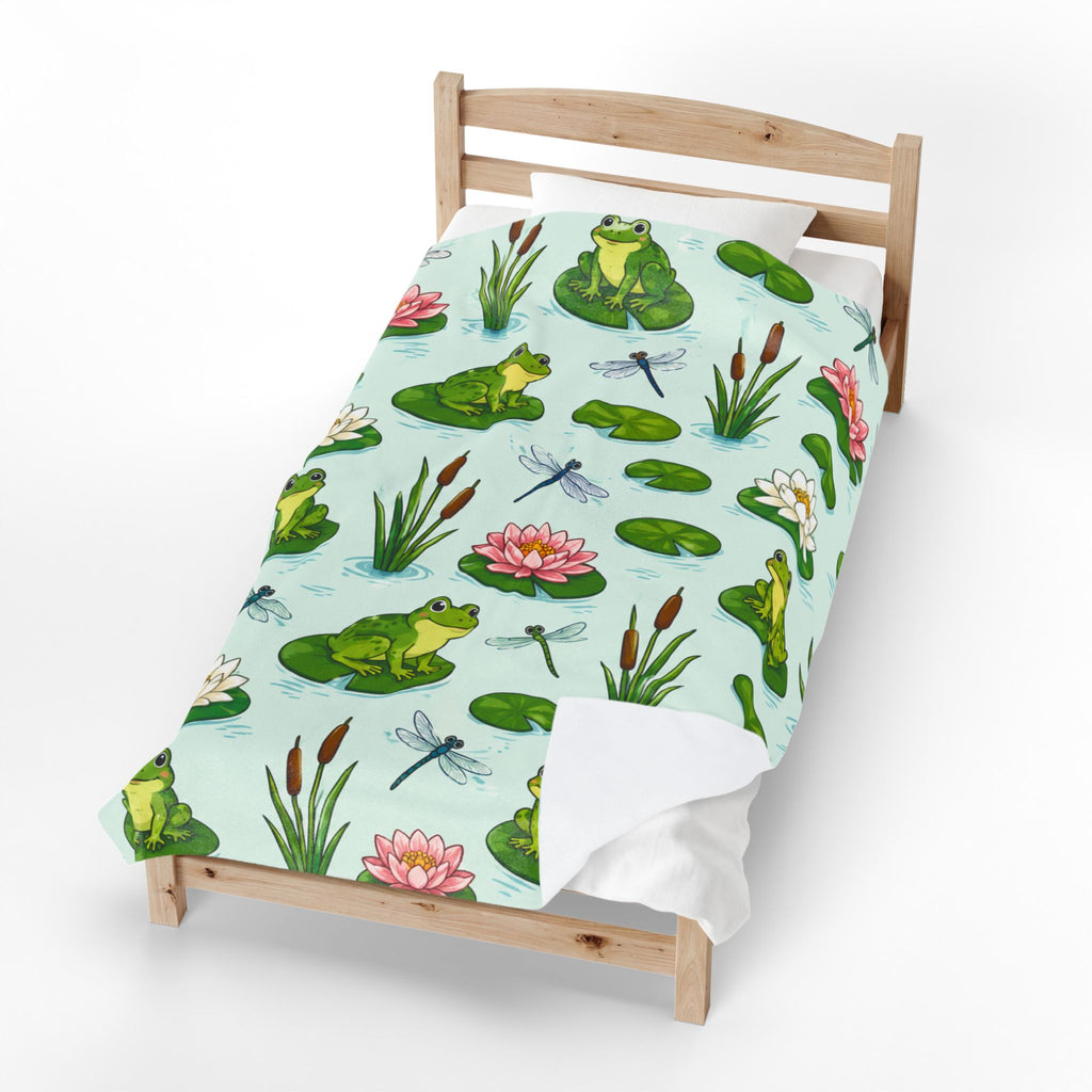 Frog Pond Velveteen Plush Blanket — Cute Lily Pad & Dragonfly Throw