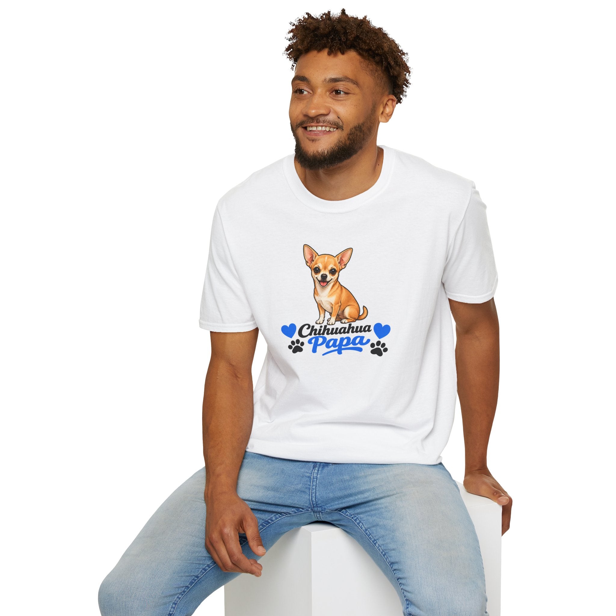 Chihuahua Papa T-Shirt — Cute Dog Dad Graphic Tee